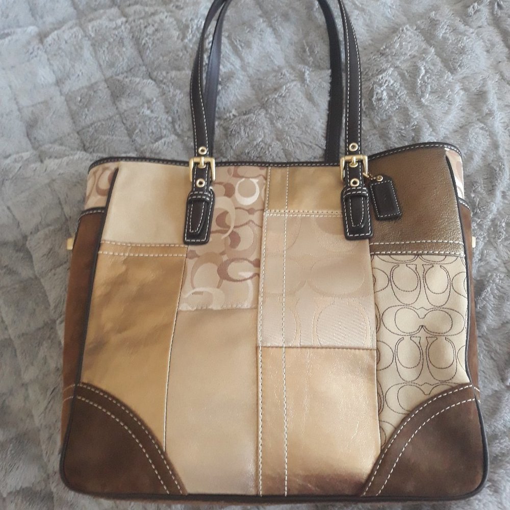 NEW Coach Holiday  Gold Tote
